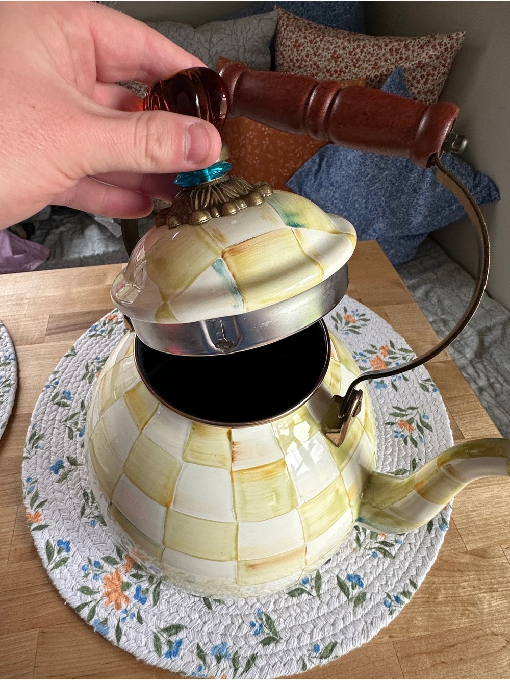 Mackenzie Childs 3 quart Parchment Check Tea Kettle- Retired Pattern - Picture 5 of 7